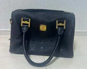 MCM 블랙 가죽 핸드백