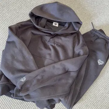 Hotter than Hell 맨투맨 셋업 차콜