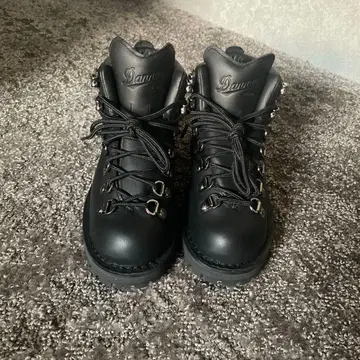 미사용 새상품 Danner 여성용 블랙 부츠 23cm