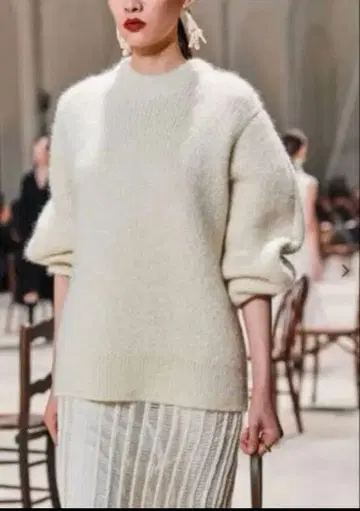 JIL SANDER 아이보리 니트 스웨터