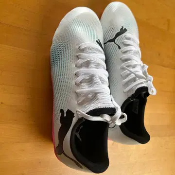 키즈 22.5cm Puma 축구화 화이트/핑크