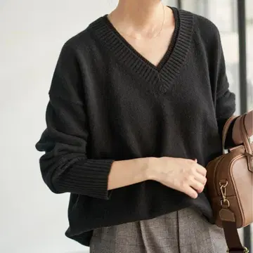 새상품 Spick and Span 울 캐시미어 V넥 니트