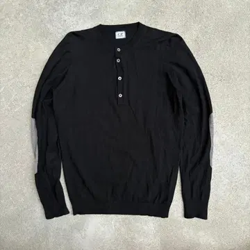 C.P. COMPANY black henley neck knit