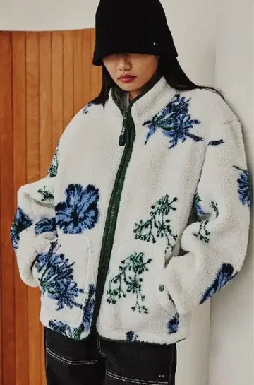 ROMANTIC CROWN 와일드플라워 플리스 자켓 S 사이즈
