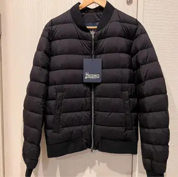 새상품급 50 사이즈 heron 헬노 봄버 다운 자켓