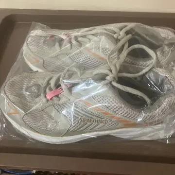 SPALDING 화이트 스니커즈