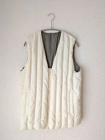 스노우드렐 SNORDREL 리버서블 다운 베스트 사이즈 M