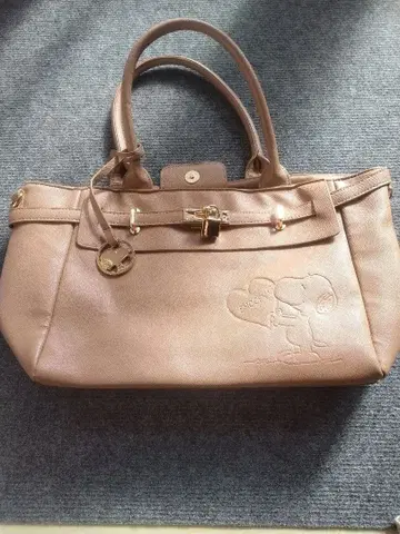 PEANUTS 스누피 핸드백