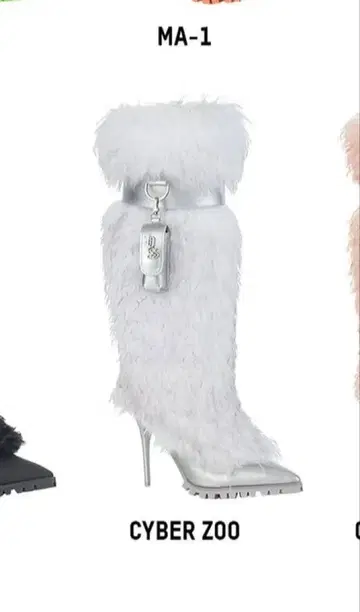 YELLO 퍼 롱 부츠 CYBER ZOO