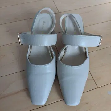 오리엔탈 트래픽 베이지 슬링백 펌프스 중간 힐