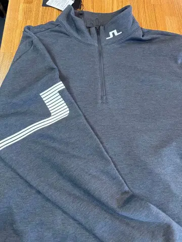J.LINDEBERG 그레이 하프 지퍼 속기모