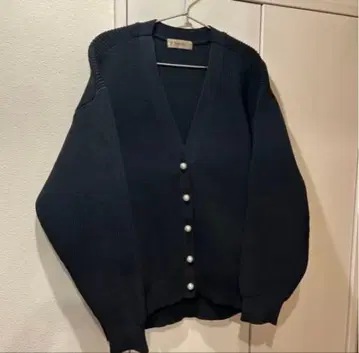 [새상품급] 저스길리티 JUSGLITTY 펄 단추 루즈핏 가디건 블랙