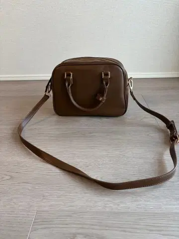 RODE SKO 브라운 보스턴 백 어반 리서치 이에나 애로우즈