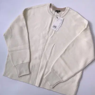 택 포함 새상품 14960엔 INDIVI 인디비 긴팔 니트