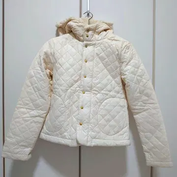 미사용에 가까운 프랑슈리페 아우터 M 사이즈 화이트