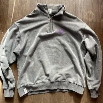 Selfie Freak 하프 지퍼 맨투맨 그레이