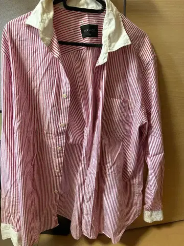 SOPHNET. 빨간색과 화이트 스트라이프 긴팔 셔츠 M