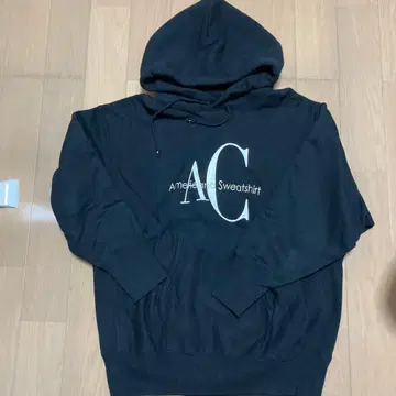 Americana AC 로고 후드 부착 후드티 블랙