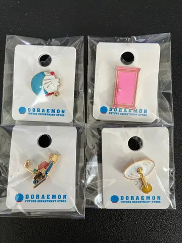도라에몽 핀 배지 어디로든 문 타임머신 대나무 헬리콥터 4개 세트