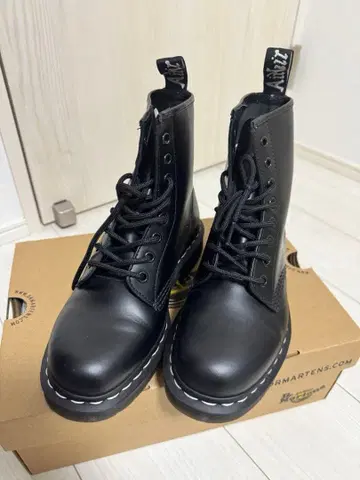 닥터 마틴 부츠 1460WS 일본 한정판