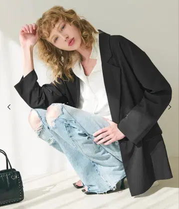 [ 미사용 새상품 ] coca 테일러드 자켓 더블 크로스 오버 실루엣