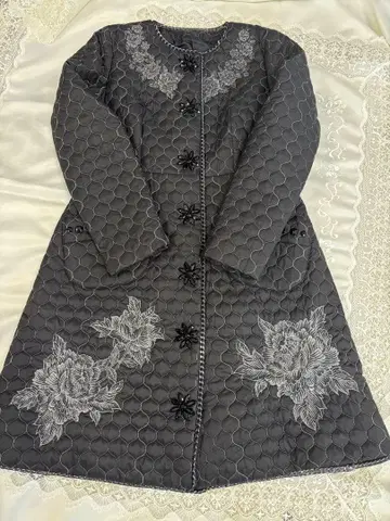 노코 오노 퀼팅 코트