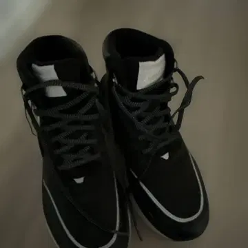 ROCKPORT 블랙 하이컷 스니커즈