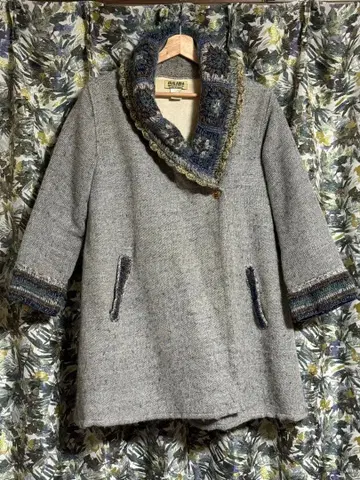 마라이카 크로셰 코트