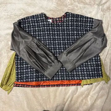 트위드 이소재 사용 긴팔 상의 Yuumi Aria