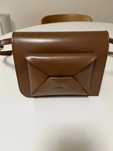 ADD CULUMN 브라운 숄더백 완판템