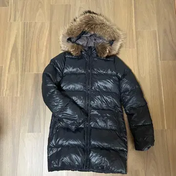 DUVETICA 블랙 다운 자켓 38 kappa