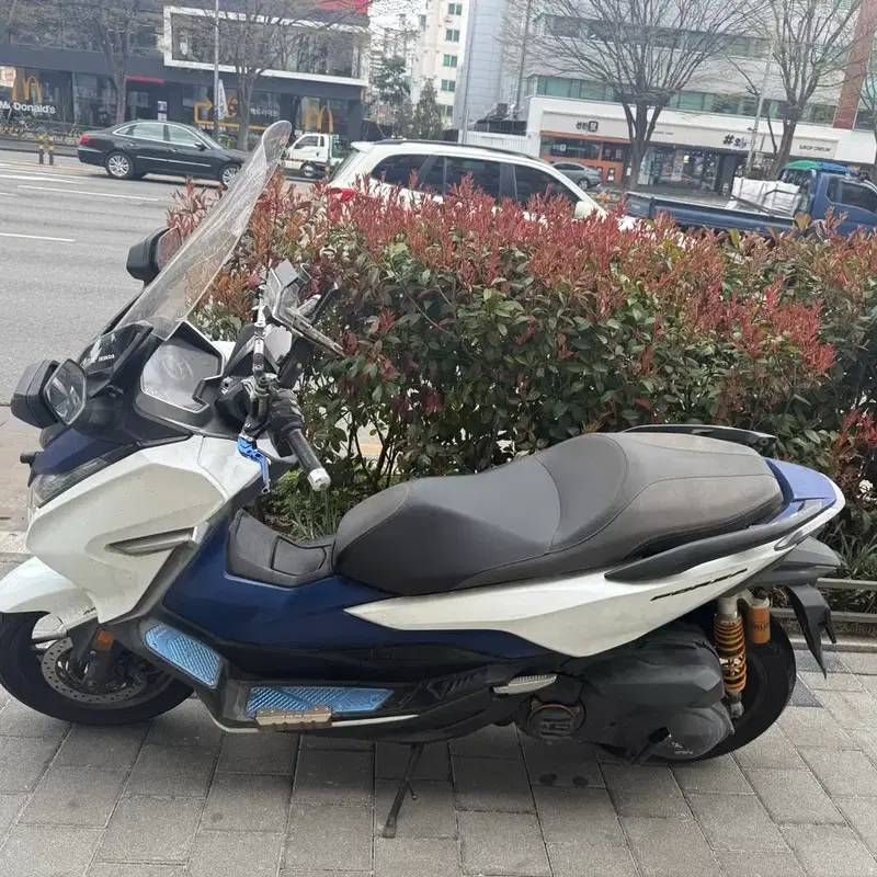 포르자300 20년식 짧은 키로수 판매