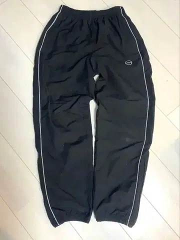 00's umbro 팬츠 블랙 자수 로고 서클 y2k