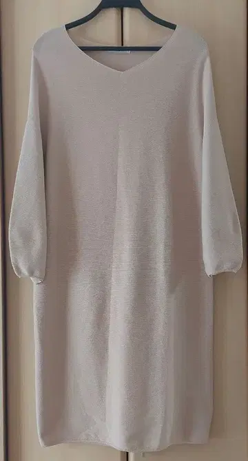 새상품급 LOUNIE 루니 니트 원피스 F 니트 원피스 핑크 베이지