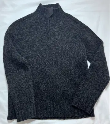 DKNY 도나 카란 뉴욕 하프 지퍼 니트 M 블랙