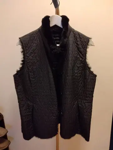 리버서블 베스트 (토끼, 블랙)