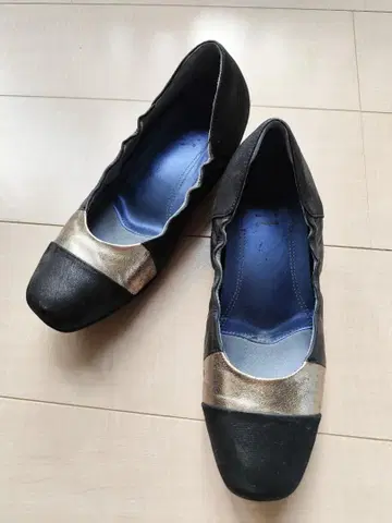 [ 새상품급 ] fitfit 웨지 밑창 스트레치 펌프스 네이비 25cm