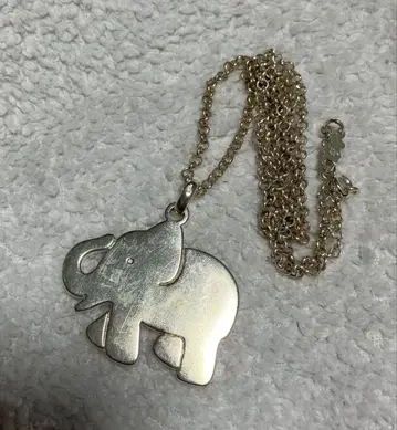 토우스 실버 코끼리 모티브 펜던트