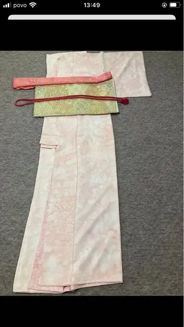 이로무지 히토츠몬