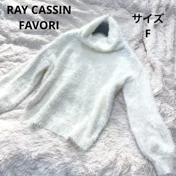 RAY CASSIN FAVORI 화이트 터틀넥 스웨터