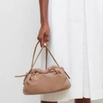 만수르 가브리엘 클라우드 미니 숄더백