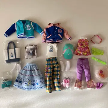 지금만 세일! 타카라토미 레트로 리카짱 의류 세트