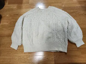 mysty woman 아이보리 케이블 니트 스웨터 긴팔