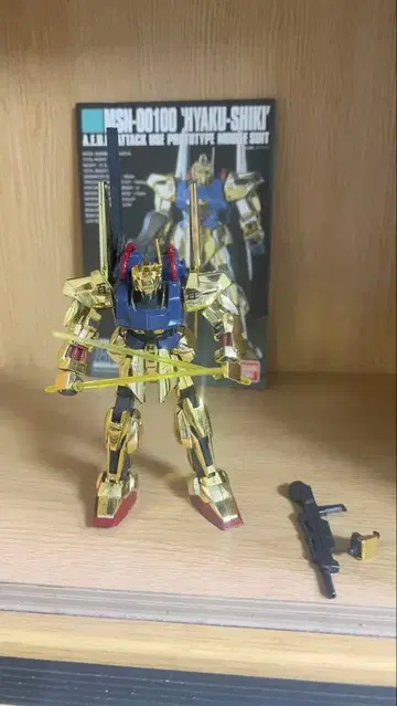 HG 건담베이스 한정판 백식[골드 코팅] 건담 프라모델 완성품