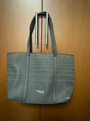 [ 사용감 없는 새상품급 ] TRUSSARDI JEANS 토트백 그레이