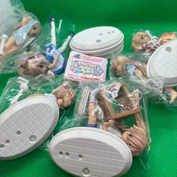 첫 혼자 있기 피규어 6종