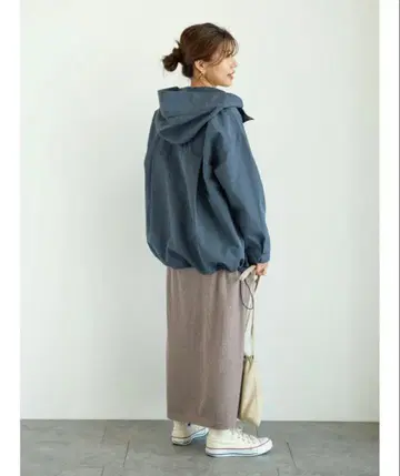 다크 블루 후드 부착 마운틴 후드티