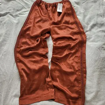 Select MOCA 벽돌색 새틴 와이드 팬츠 F