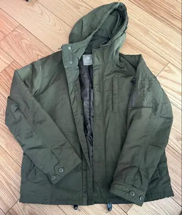 나노 유니버스 후드 부착 밀리터리 자켓 M