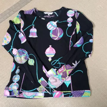 컬러풀 오너먼트 긴팔 T셔츠 레오나르 40